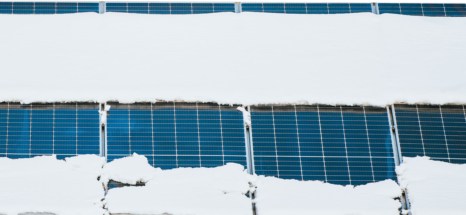 Kako deluje sončna elektrarna? In ali dela pozimi?